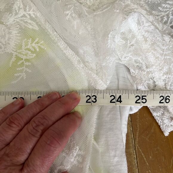 Downtown Threads Lace Elbow Length Tie Front Kimono Swim Coverup - Picture 9 of 11